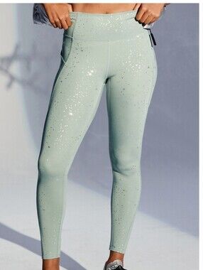 Fabletics Oasis PureLuxe High-Waisted Legging In Sage Gray Sprinkle 7/8